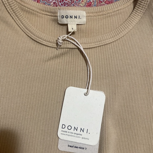 Donni Rib Tee - Picture 6 of 7